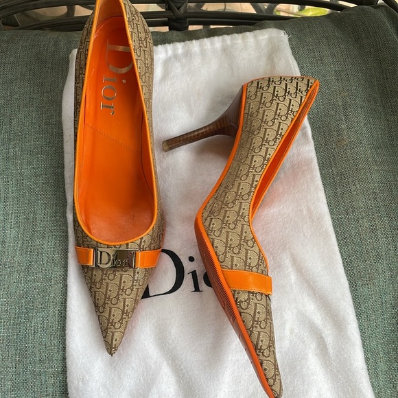 Christian Dior street chic heels - Picture 4 of 14